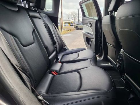 Used 2022 Jeep Compass Limited image 20