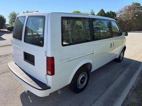 Used 1999 Chevrolet Astro Passenger RWD image 9