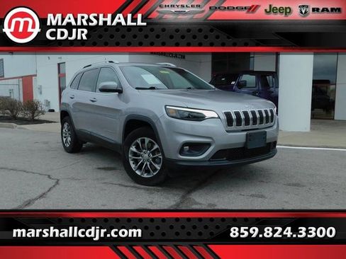 Used 2019 Jeep Cherokee Latitude Plus w/ Cold Weather Group image 1