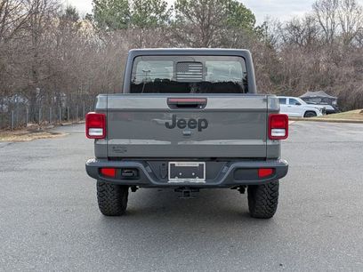 Used 2023 Jeep Gladiator Sport