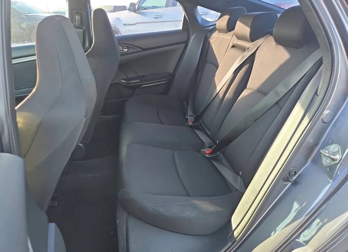 Used 2018 Honda Civic Si image 11