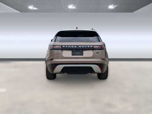 Used 2018 Land Rover Range Rover Velar R-Dynamic SE image 9