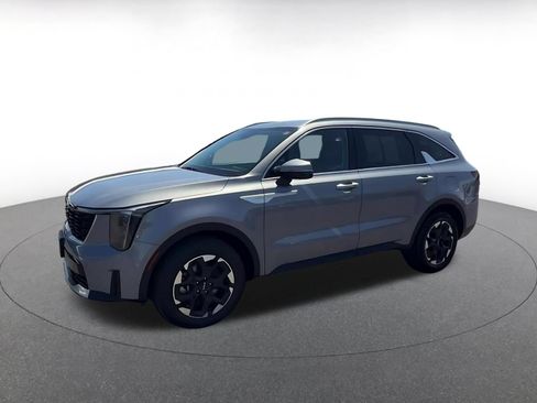 Used 2024 Kia Sorento S FWD image 8