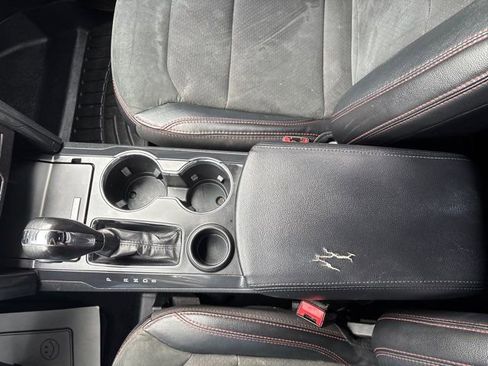 Used 2019 Ford Explorer XLT w/ Equipment Group 202A image 41