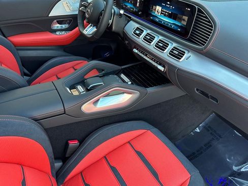Used 2025 Mercedes-Benz GLE 63 AMG S image 27