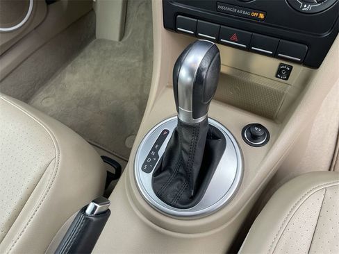 Used 2015 Volkswagen Beetle 1.8T image 20