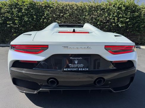 New 2023 Maserati MC20 Spyder image 10