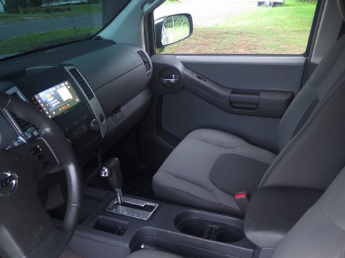 Used 2011 Nissan Xterra S w/ 4X4 Value Package image 13