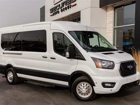 Used 2024 Ford Transit 350 XLT image 2