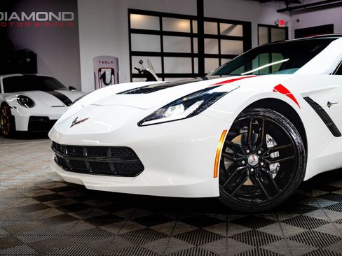 Used 2019 Chevrolet Corvette Stingray Coupe w/ 1LT RWD image 6