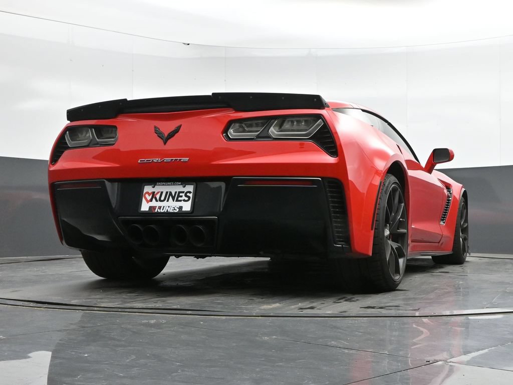 Used 2016 Chevrolet Corvette Z06 w/ 3LZ Preferred Equipment Group RWD image 41