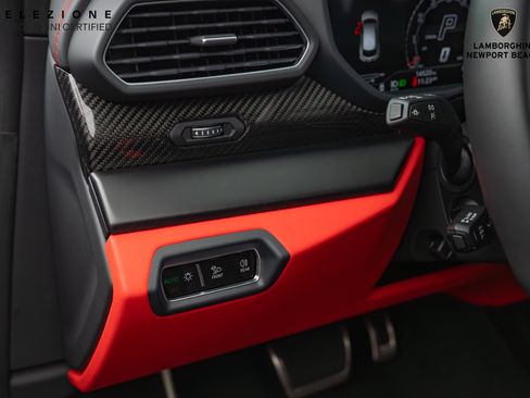 Used 2024 Lamborghini Urus S image 27