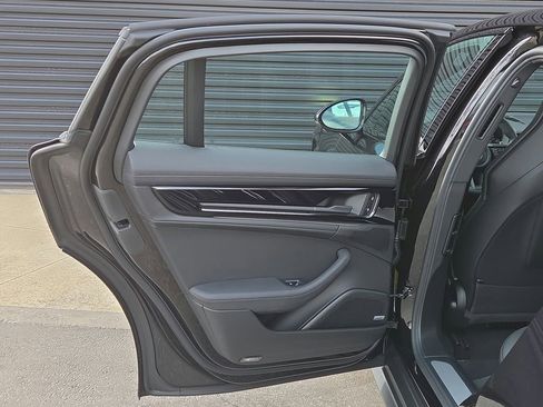 New 2026 Porsche Panamera 4 image 17