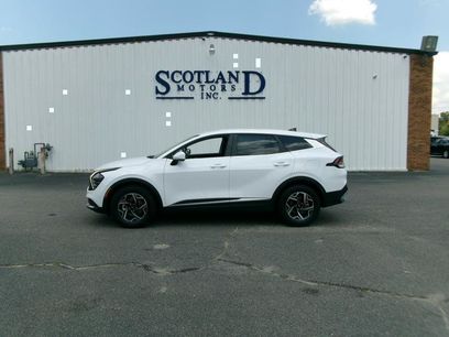 Used 2025 Kia Sportage LX