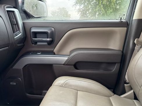 Used 2015 Chevrolet Silverado 1500 LTZ Z71 w/ LTZ Plus Package AWD/4WD image 20