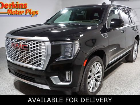 Used 2023 GMC Yukon Denali w/ LPO, Floor Liner Package AWD/4WD image 1