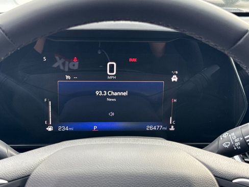 Used 2024 Chevrolet Trax ACTIV w/ Sunroof Package image 23