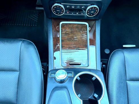 Used 2015 Mercedes-Benz GLK 350 4MATIC image 20