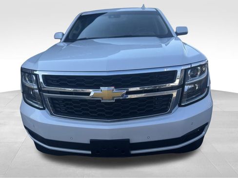 Used 2016 Chevrolet Tahoe LT w/ Luxury Package image 3