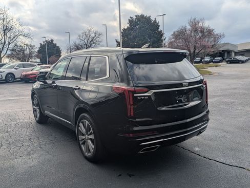 Used 2023 Cadillac XT6 Premium Luxury image 7