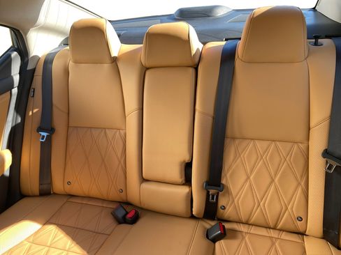 Used 2025 Nissan Sentra SV w/ SV Premium Package image 17