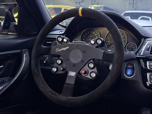 Used 2018 BMW M3 RWD image 22