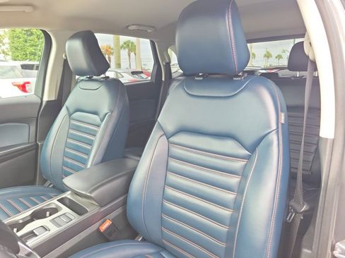 Certified 2023 Ford Edge SEL w/ Sport Appearance Package AWD/4WD image 21