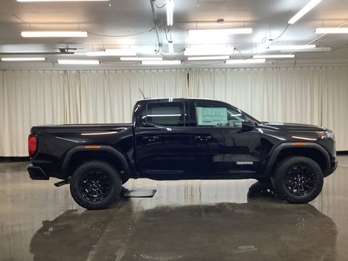 New 2026 GMC Canyon Elevation w/ Convenience Package RWD image 5
