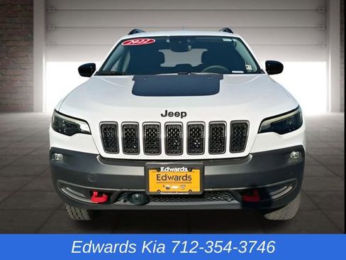 Used 2022 Jeep Cherokee Trailhawk w/ Technology Group B image 10