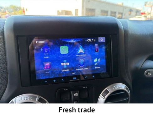 Used 2014 Jeep Wrangler Unlimited Sport image 14