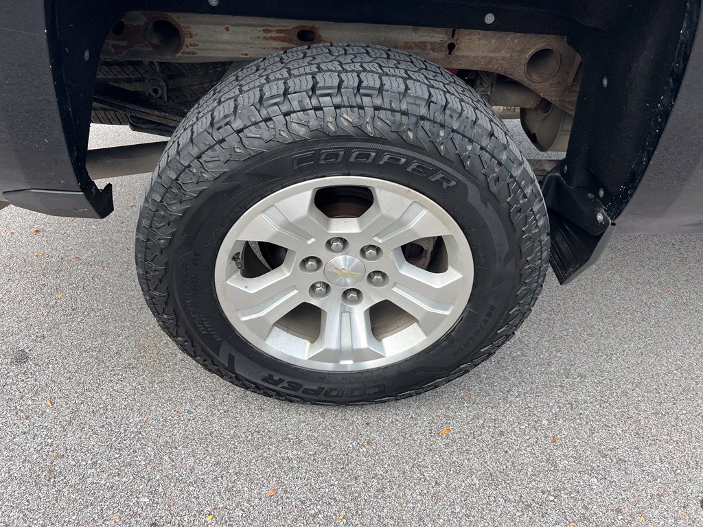 Used 2018 Chevrolet Silverado 1500 LT AWD/4WD image 10