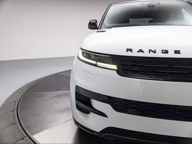 New 2027 Land Rover Range Rover Sport SE AWD/4WD image 10
