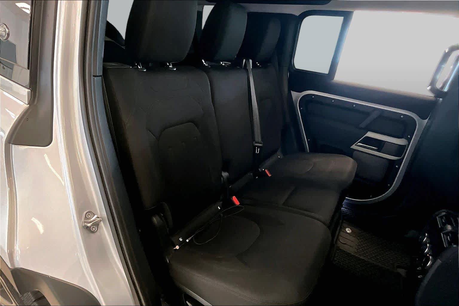 Used 2022 Land Rover Defender 110 AWD/4WD image 20