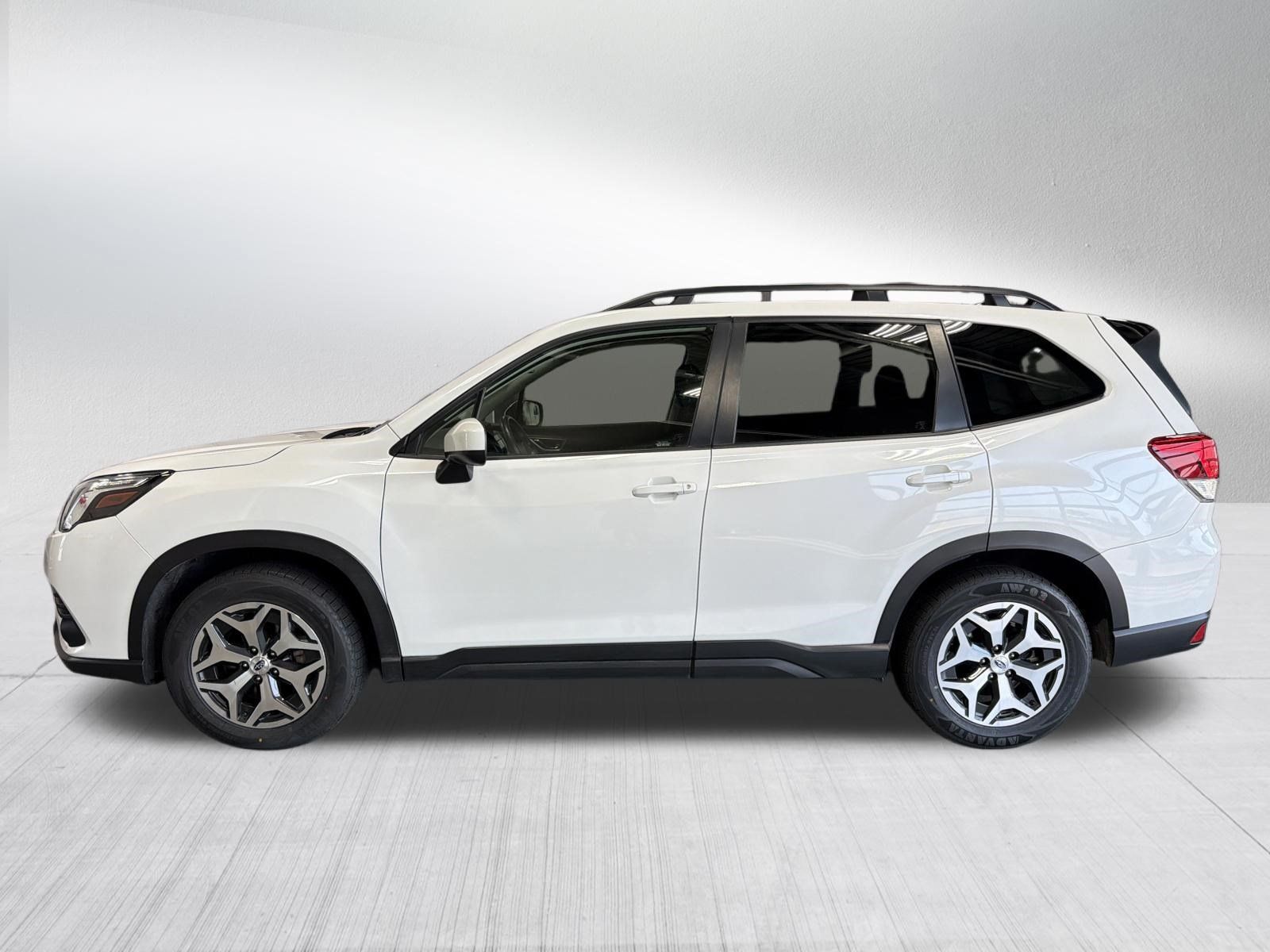 Certified 2024 Subaru Forester Premium AWD/4WD image 4