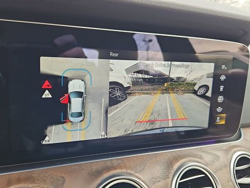 Used 2023 Mercedes-Benz E 450 4MATIC Sedan image 24