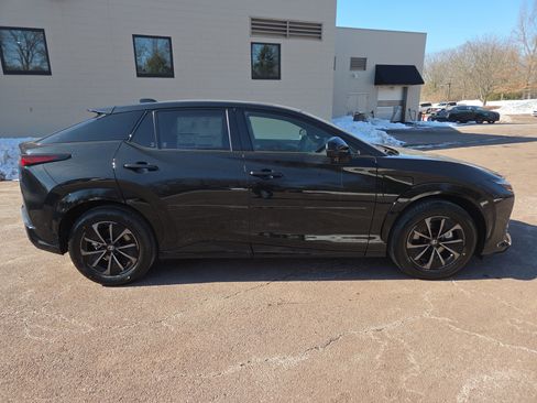 New 2026 Lexus RZ 350e RZ 350e Premium image 2