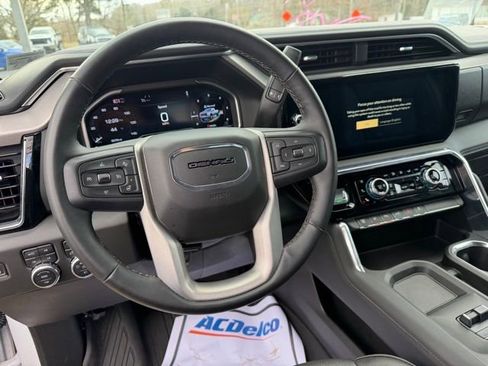 Used 2024 GMC Sierra 3500 Denali w/ Denali Reserve Package image 24