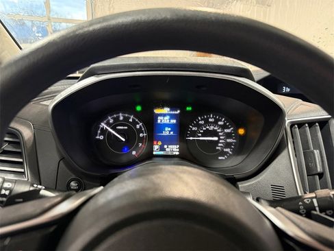 Used 2017 Subaru Impreza 2.0i Premium image 16