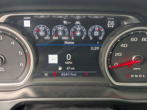 Used 2021 Chevrolet Silverado 1500 High Country w/ Technology Package image 28