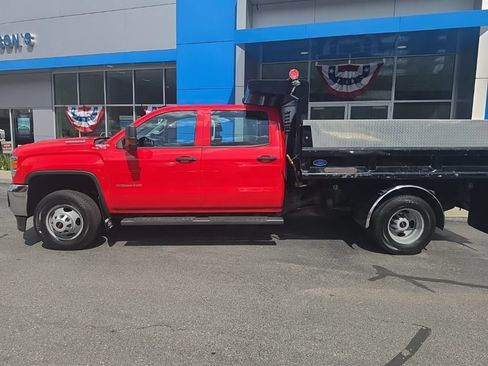 Used 2018 GMC Sierra 3500 4x4 Crew Cab w/ Sierra Convenience Package image 3