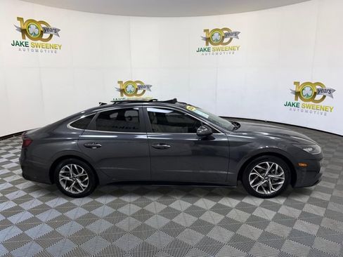 Used 2020 Hyundai Sonata SEL w/ Premium + Sunroof Package FWD image 11