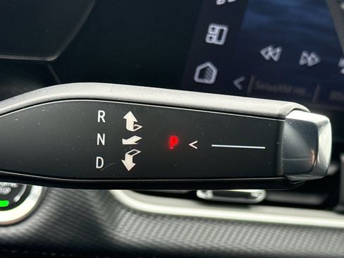 Used 2026 Chevrolet Equinox LT w/ Convenience Package II image 24