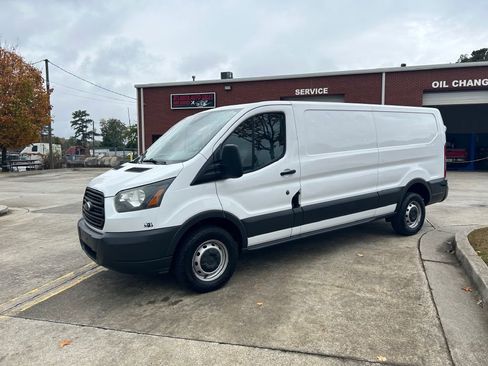 Used 2016 Ford Transit 250 T-250 image 2
