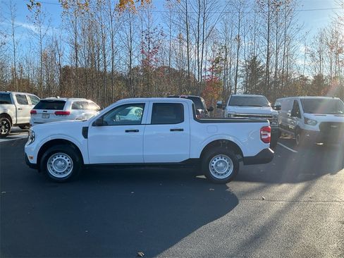 New 2025 Ford Maverick XL w/ Equipment Group 102A image 8