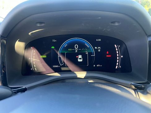 Used 2025 Toyota Camry LE image 40