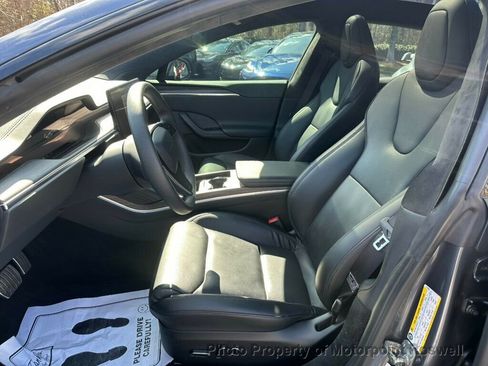 Used 2023 Tesla Model S AWD image 9