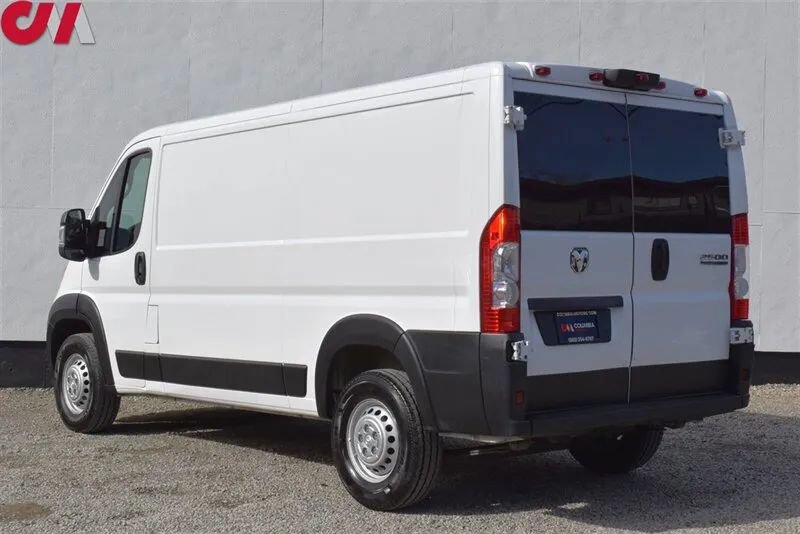 Used 2025 RAM ProMaster 2500 w/ U-Haul Equipment Group FWD image 2
