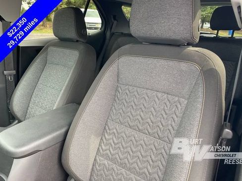 Used 2024 Chevrolet Equinox LT w/ LPO, Floor Liner Package FWD image 14