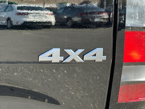 New 2026 Nissan Frontier SV image 25