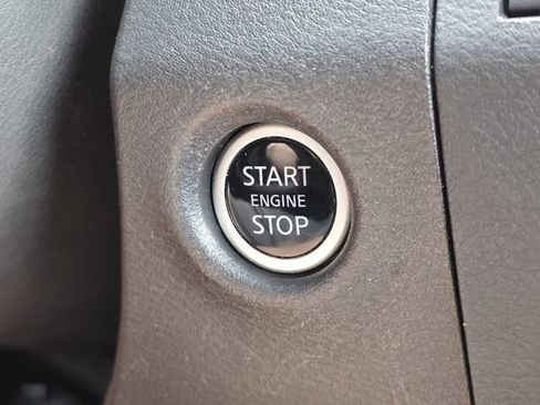 Used 2025 Nissan Frontier PRO-4X AWD/4WD image 24